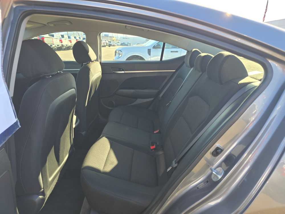 Thumbnail: 2020 Hyundai Elantra - 16