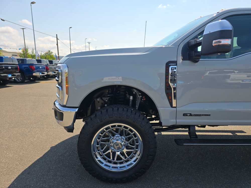 Thumbnail: 2025 Ford F-250 - 18