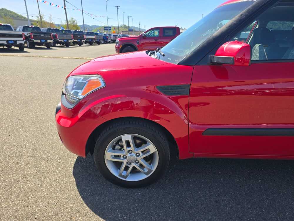 Thumbnail: 2010 Kia Soul - 19