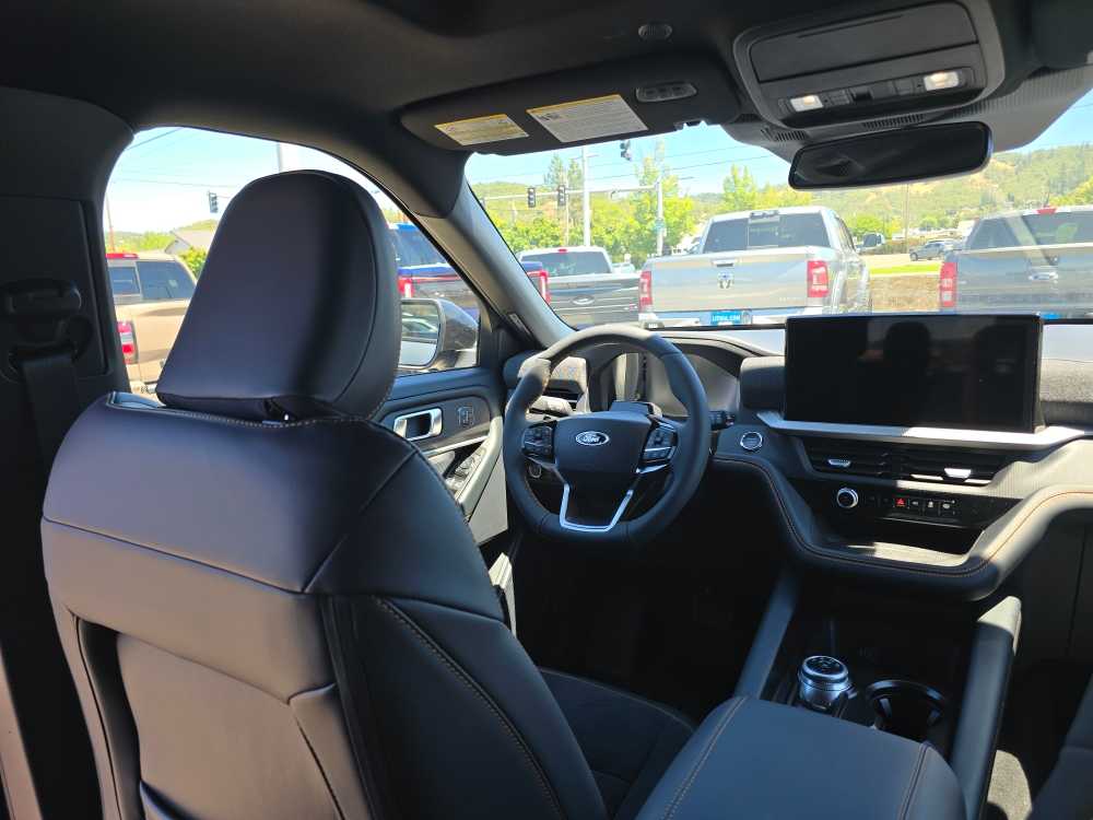 Thumbnail: 2026 Ford Explorer - 10