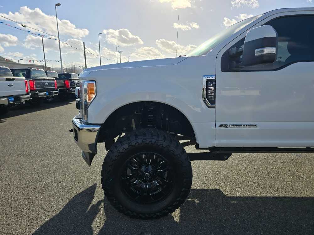 Thumbnail: 2019 Ford F-350 - 18