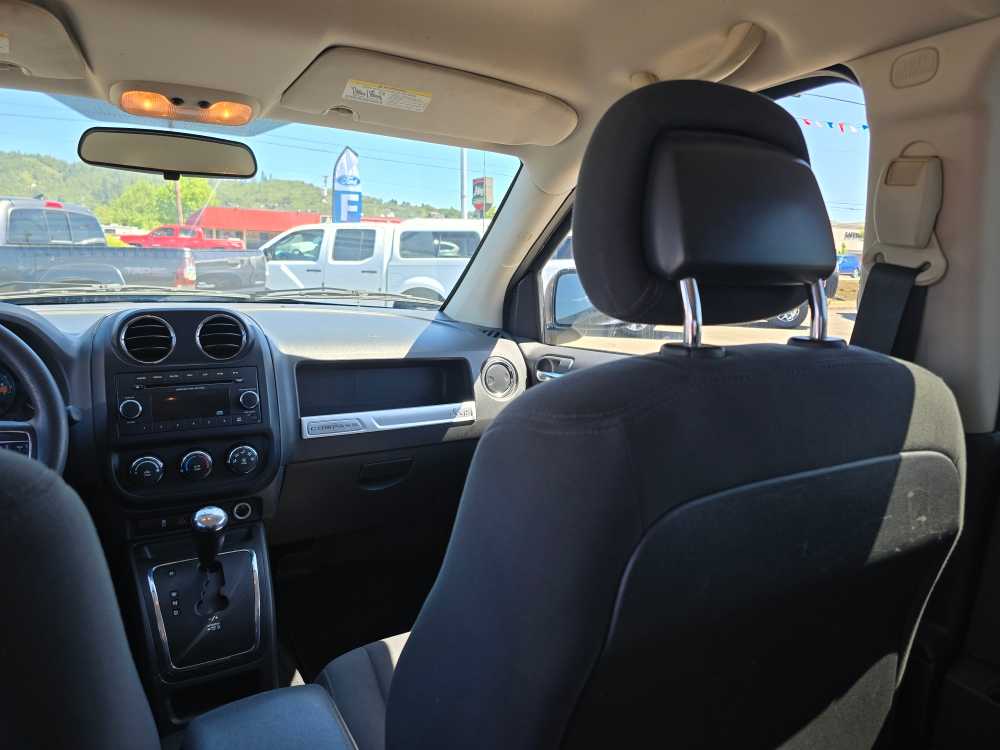 Thumbnail: 2014 Jeep Compass - 15