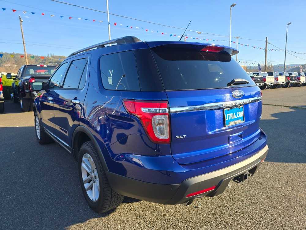 Thumbnail: 2015 Ford Explorer - 3