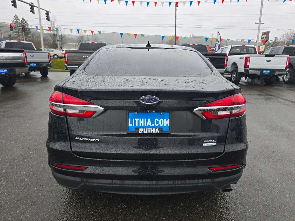 Thumbnail: 2019 Ford Fusion - 4