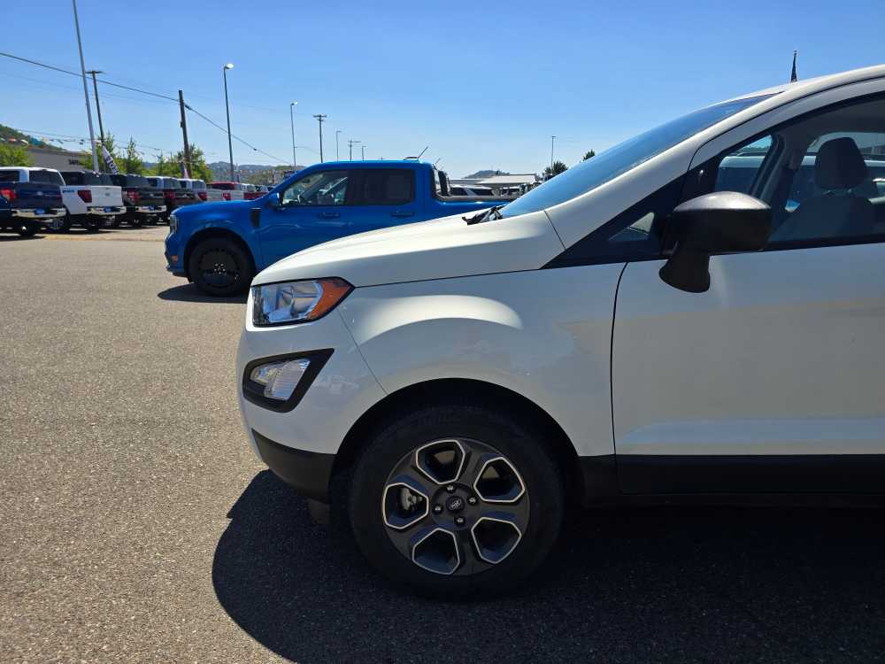 Thumbnail: 2021 Ford EcoSport - 6