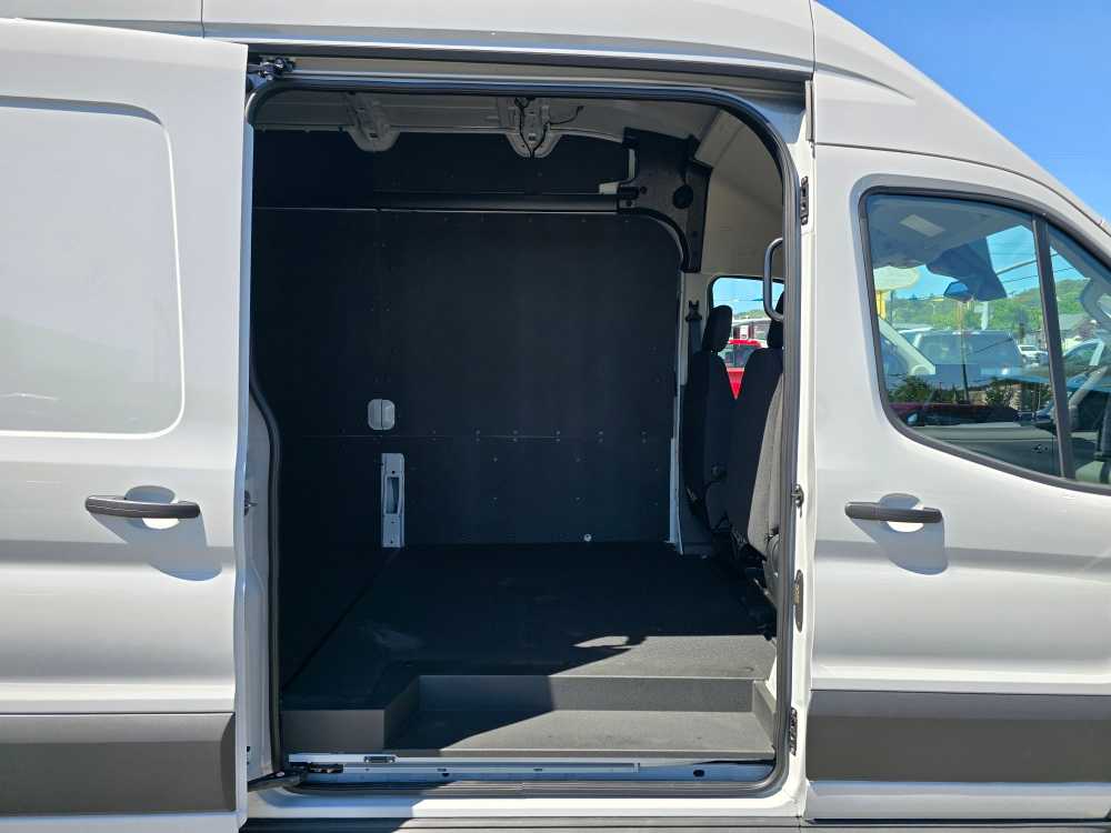 Thumbnail: 2025 Ford Transit Series - 7