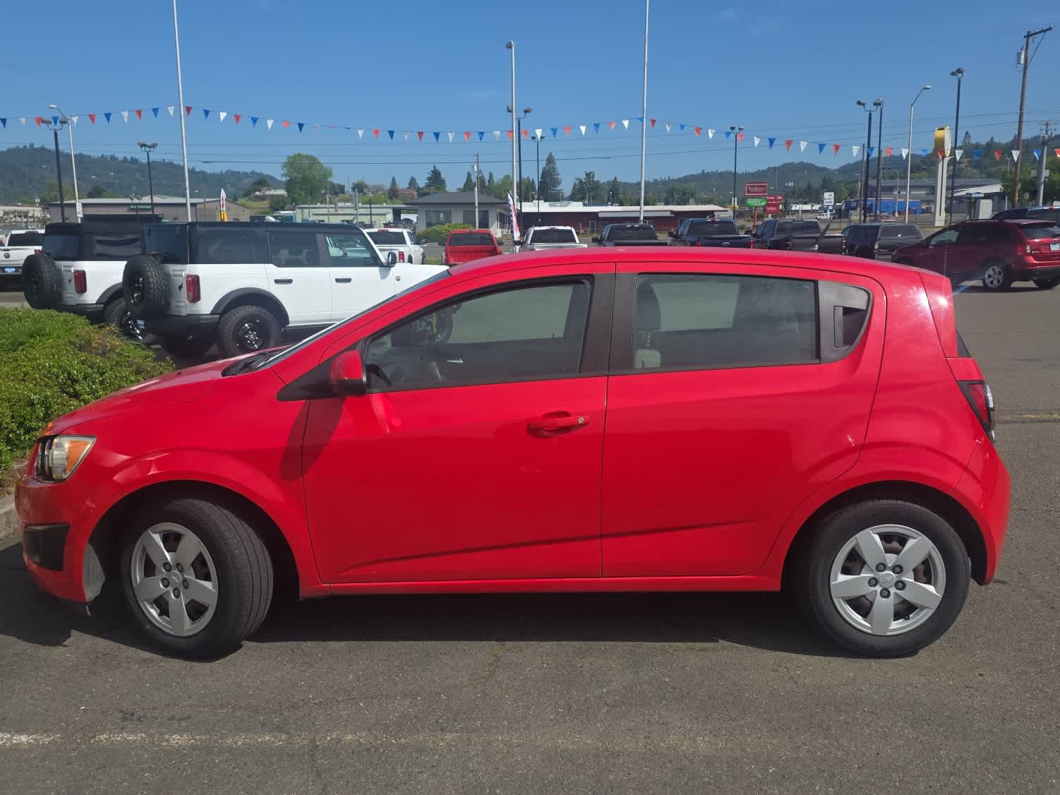 Thumbnail: 2014 Chevrolet Sonic - 2