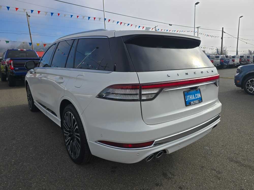 Thumbnail: 2024 Lincoln Aviator - 3