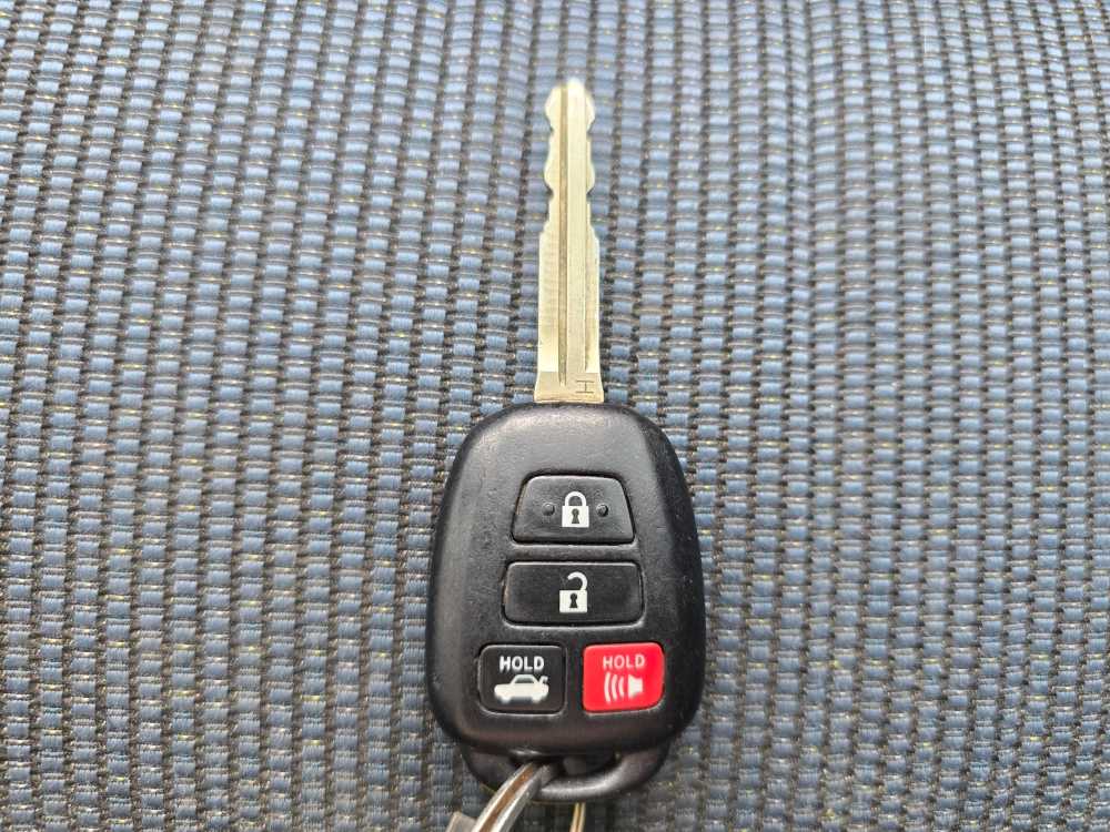 Thumbnail: 2014 Toyota Corolla - 21