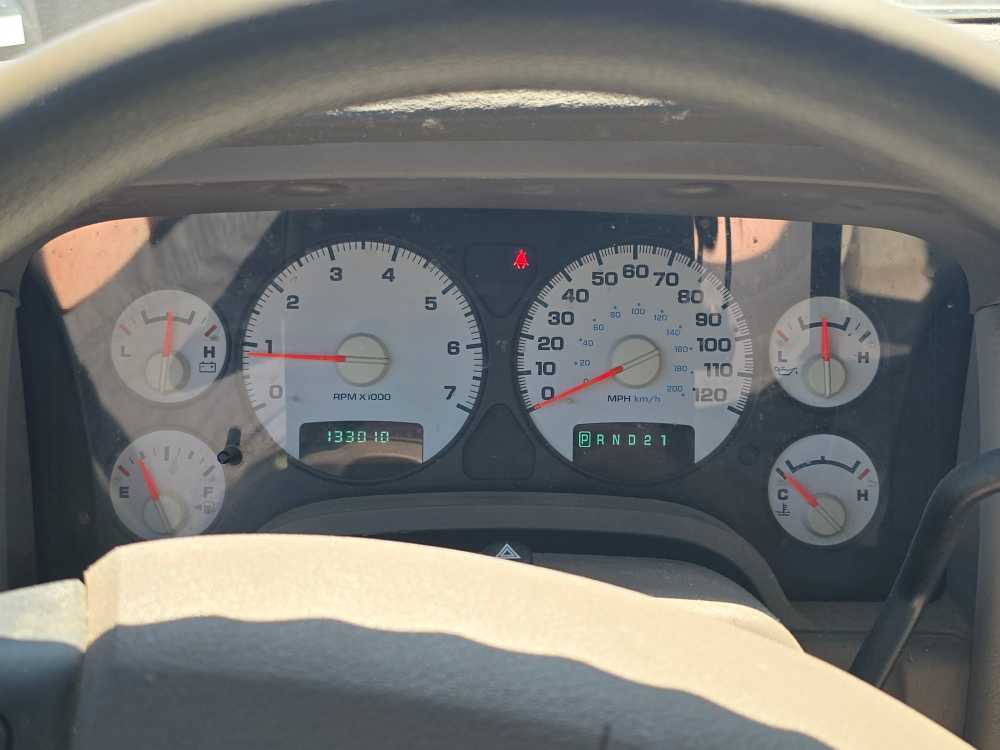 Thumbnail: 2004 Dodge Ram 1500 - 21