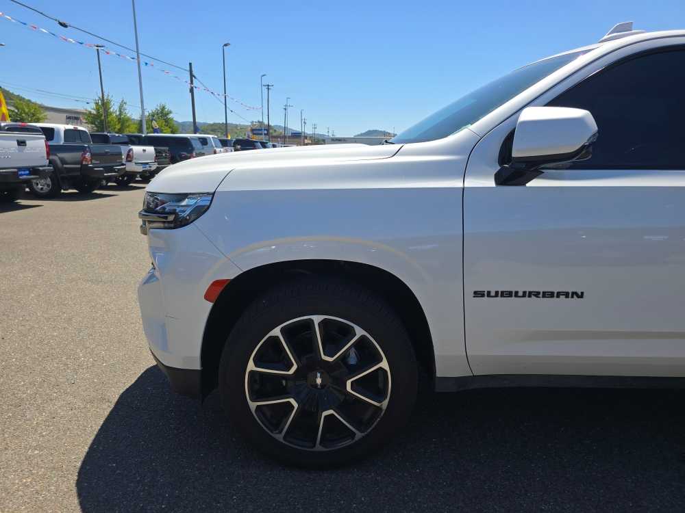 Thumbnail: 2022 Chevrolet Suburban - 19
