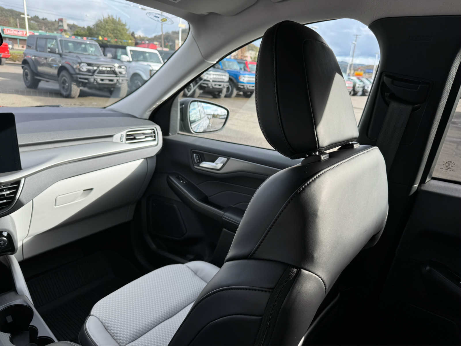 Thumbnail: 2024 Ford Escape - 14