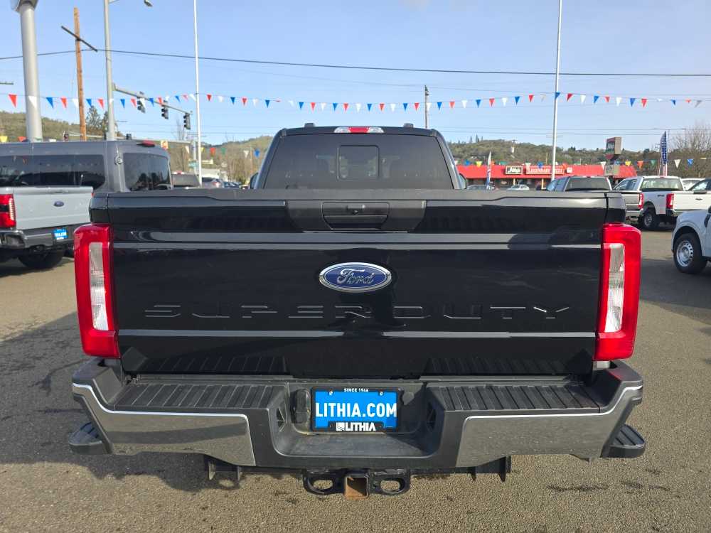 Thumbnail: 2025 Ford F-250 - 4