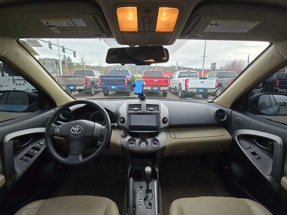 Thumbnail: 2009 Toyota RAV4 - 16