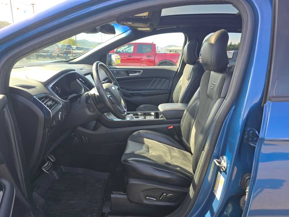 Thumbnail: 2019 Ford Edge - 9