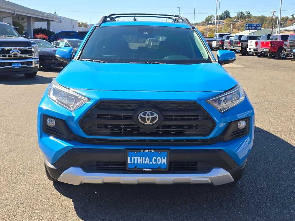 Thumbnail: 2019 Toyota RAV4 - 8