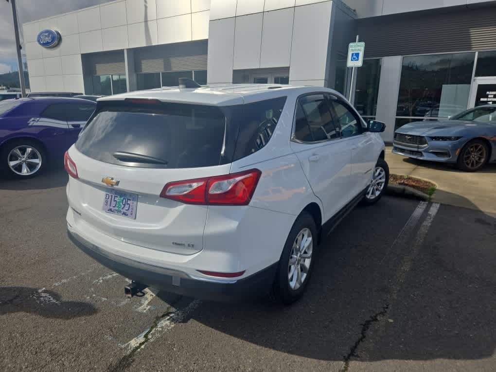 Thumbnail: 2019 Chevrolet Equinox - 3