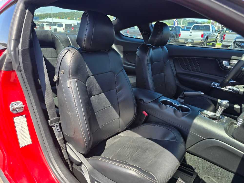 2018 Ford Mustang  15