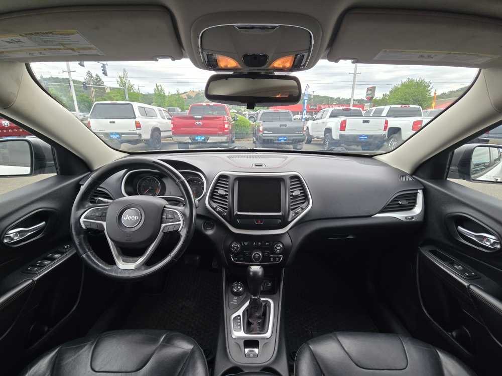Thumbnail: 2015 Jeep Cherokee - 15
