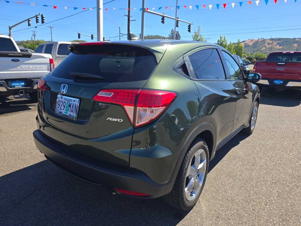 Thumbnail: 2017 Honda HR-V - 10