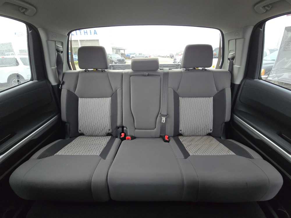 Thumbnail: 2017 Toyota Tundra - 18