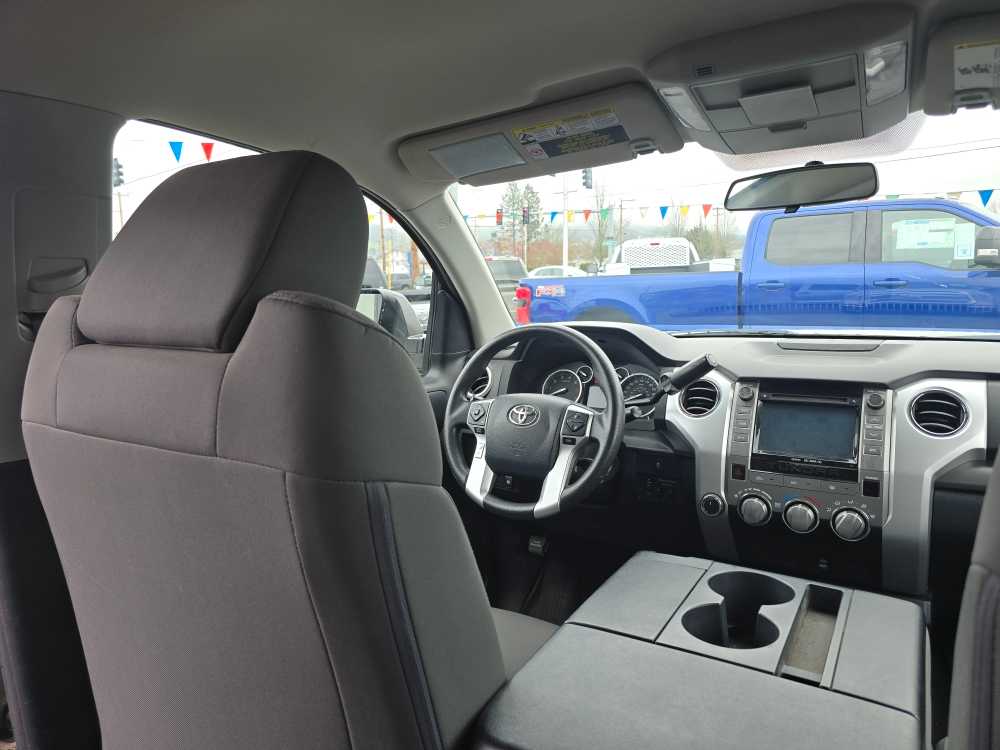 Thumbnail: 2017 Toyota Tundra - 11