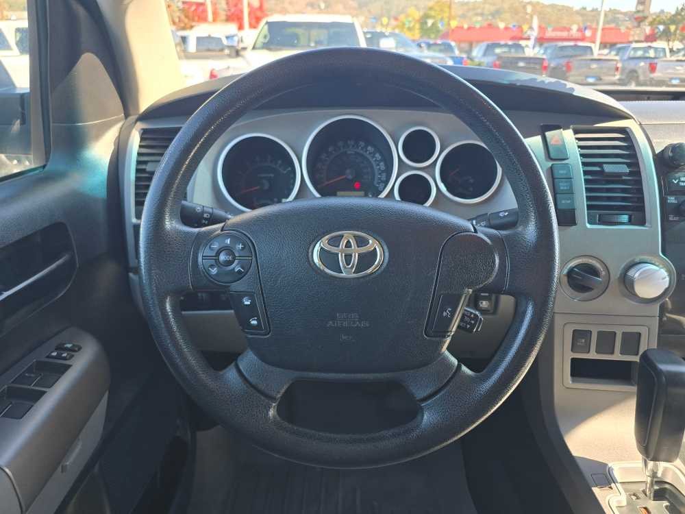 Thumbnail: 2013 Toyota Tundra - 11