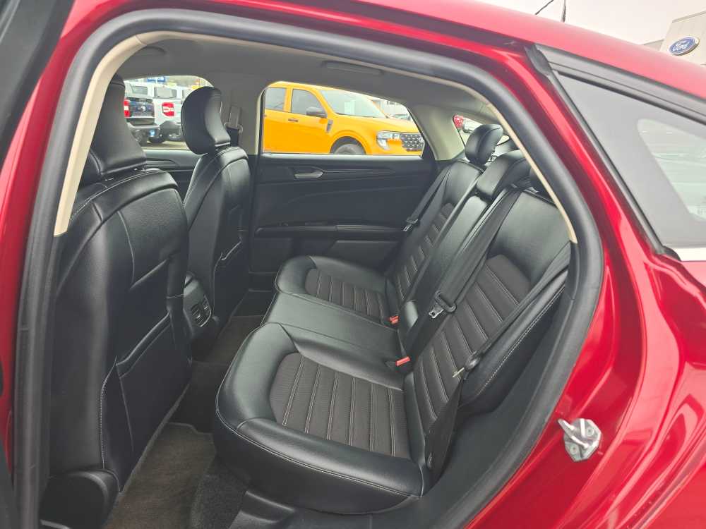 Thumbnail: 2018 Ford Fusion - 16