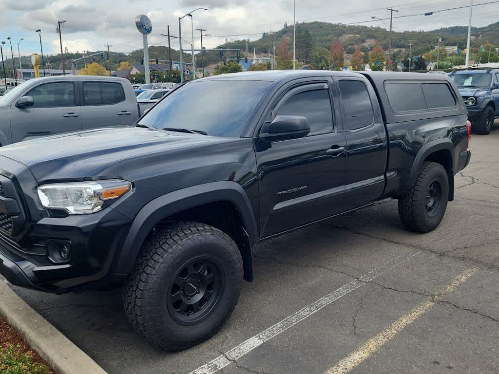 Thumbnail: 2022 Toyota Tacoma - 5