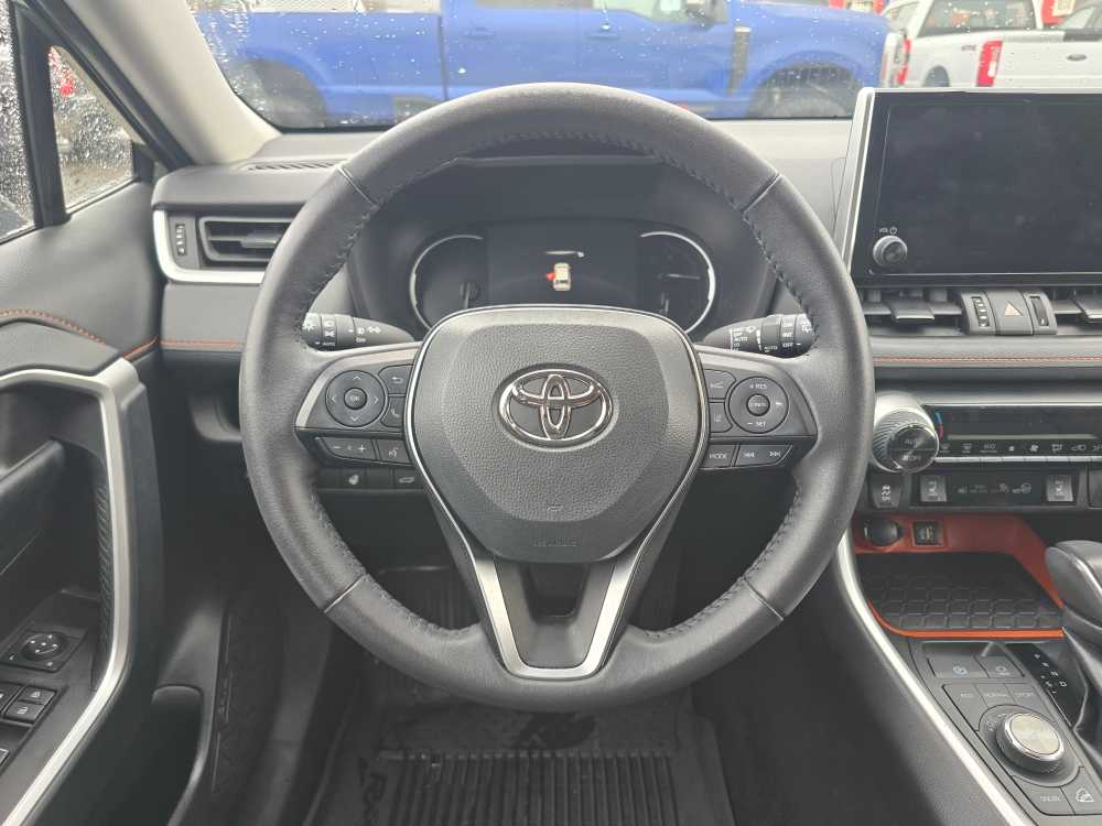 Thumbnail: 2024 Toyota RAV4 - 11