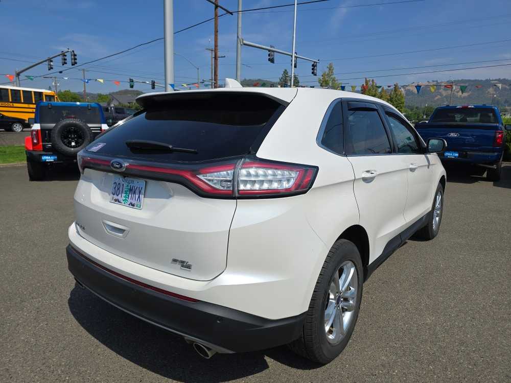 Thumbnail: 2017 Ford Edge - 3