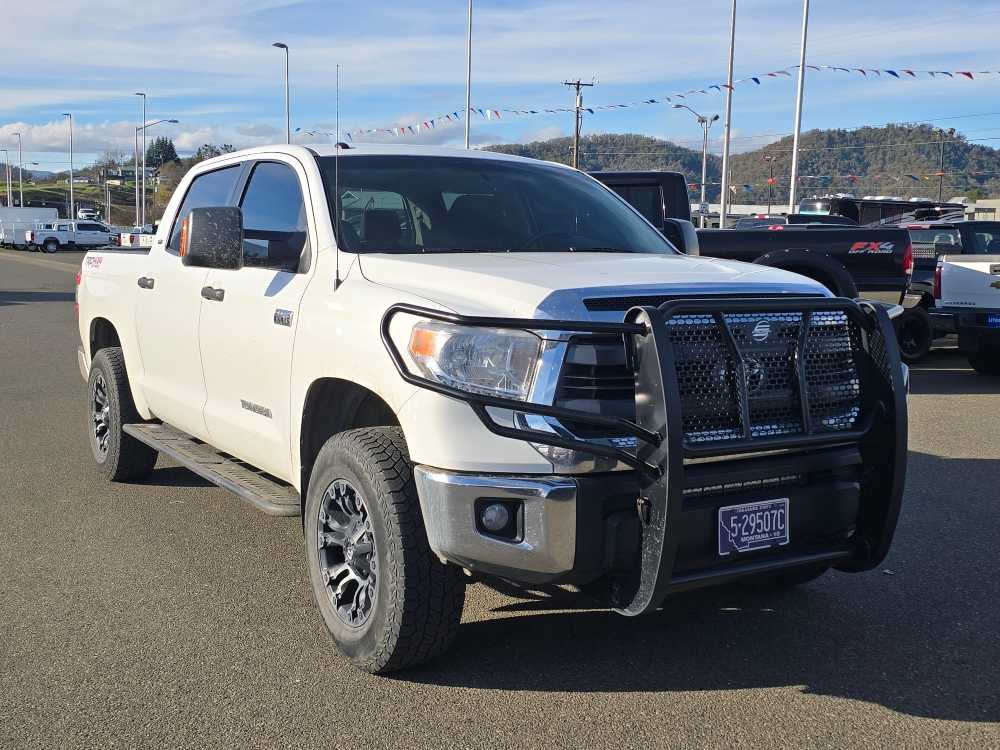 Thumbnail: 2015 Toyota Tundra - 7