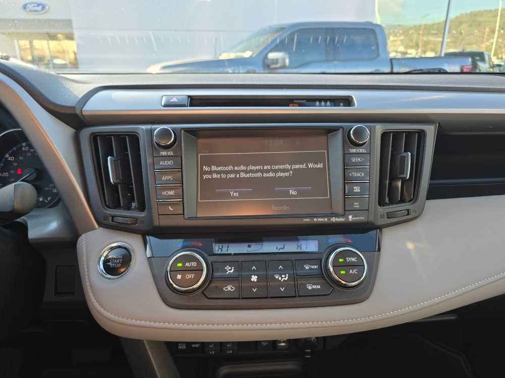 Thumbnail: 2018 Toyota RAV4 - 12