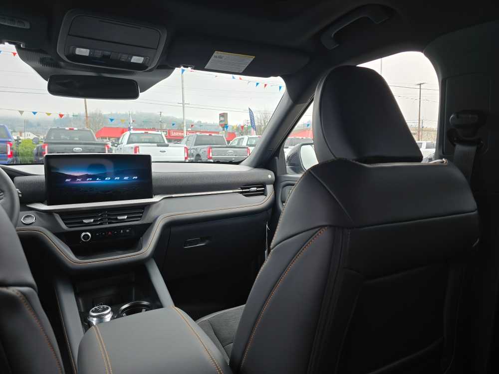 Thumbnail: 2026 Ford Explorer - 14