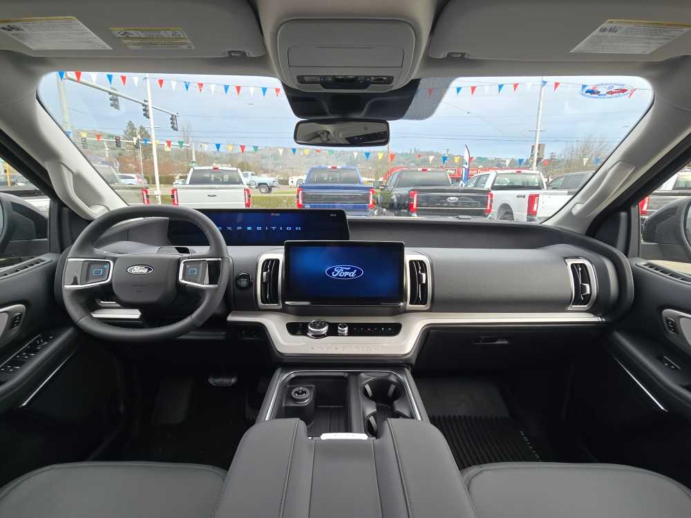 Thumbnail: 2026 Ford Expedition MAX - 15