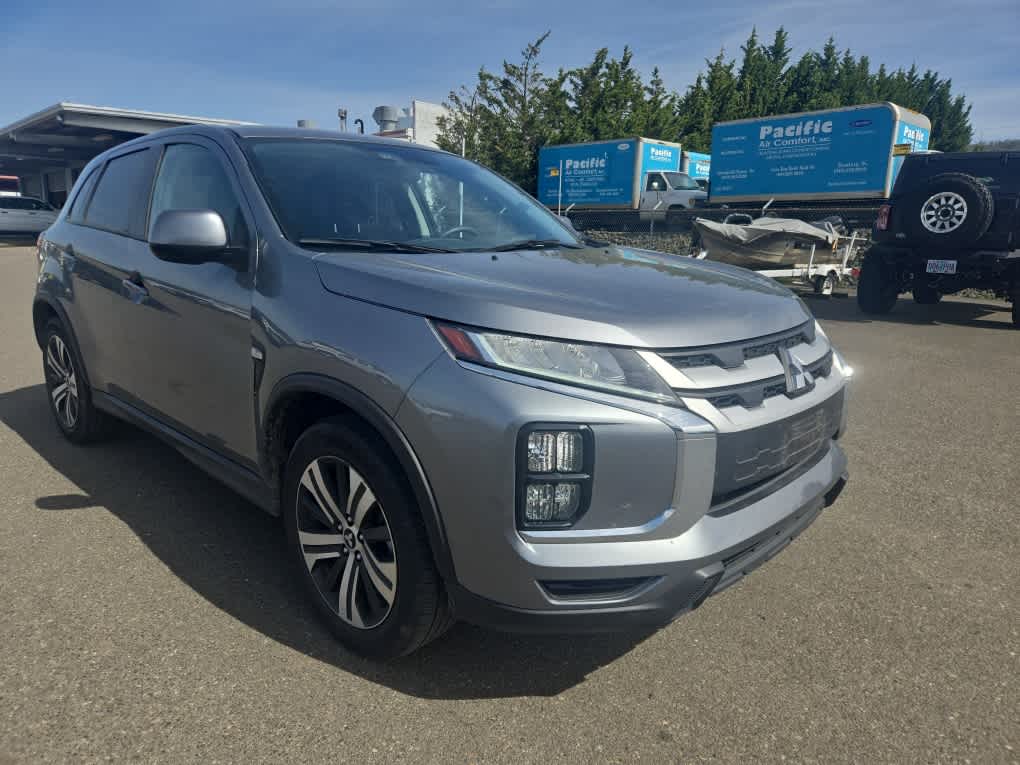 Thumbnail: 2025 Mitsubishi Outlander Sport - 4