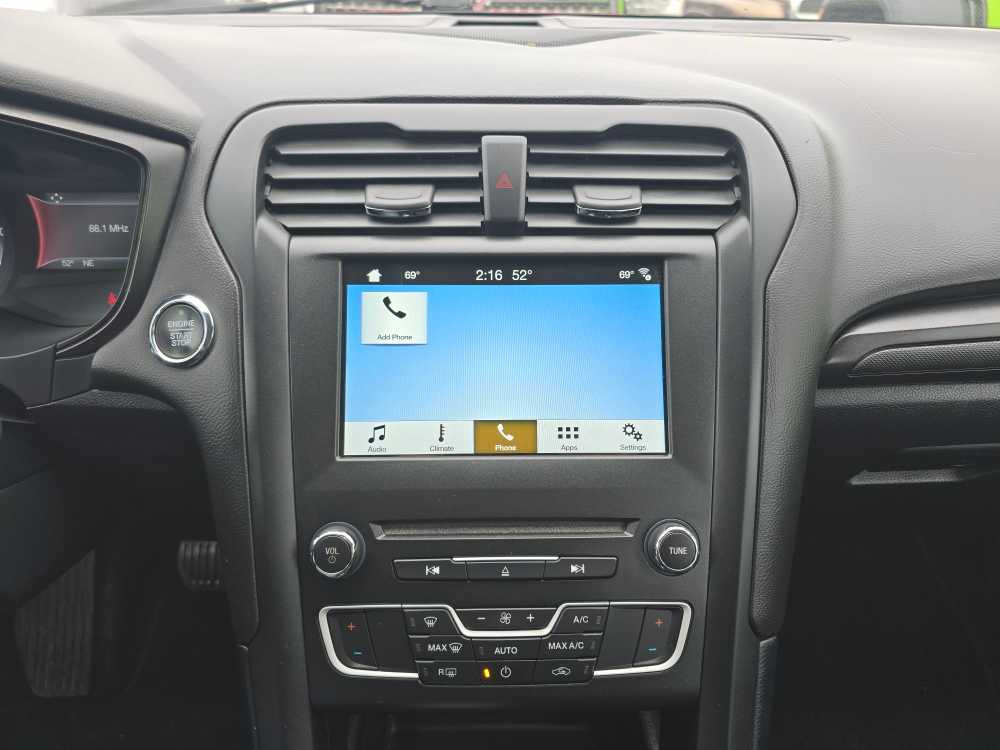 Thumbnail: 2018 Ford Fusion - 12