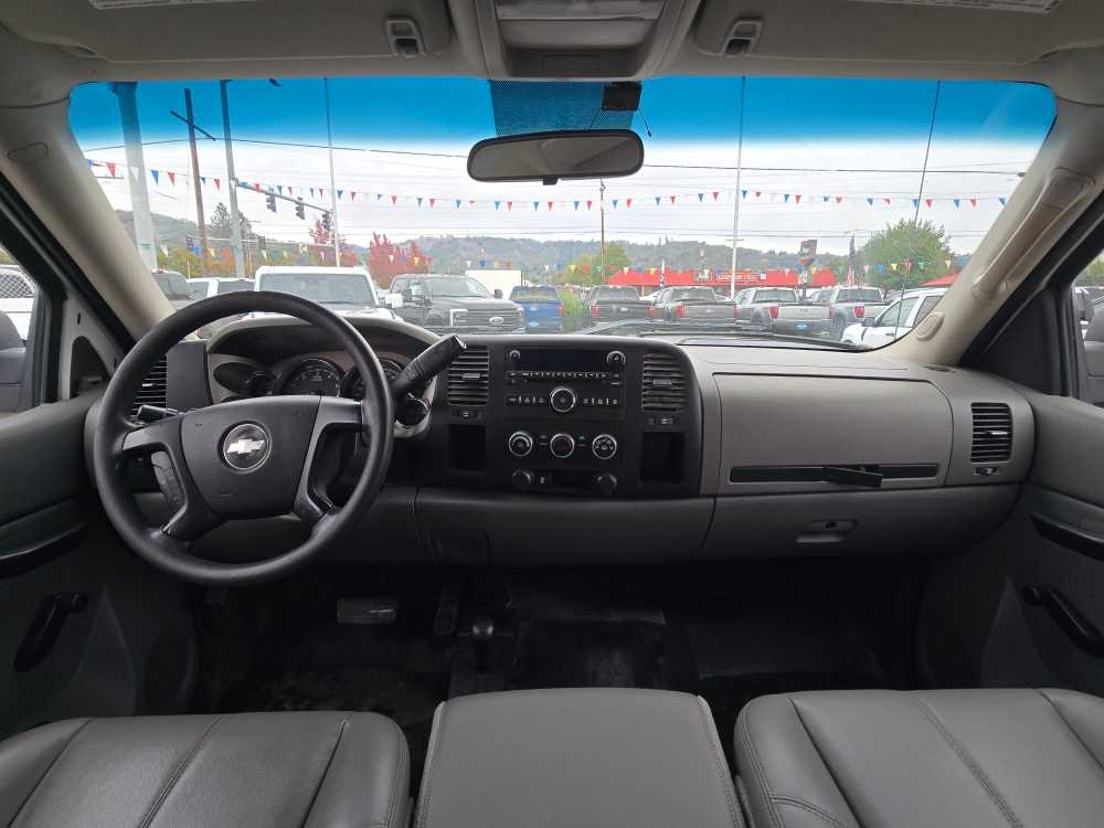 Thumbnail: 2014 Chevrolet Silverado 3500 - 16