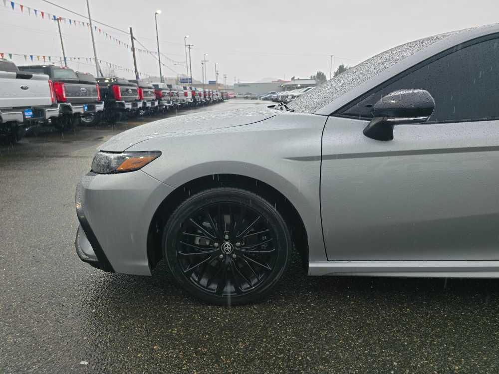 Thumbnail: 2022 Toyota Camry - 18