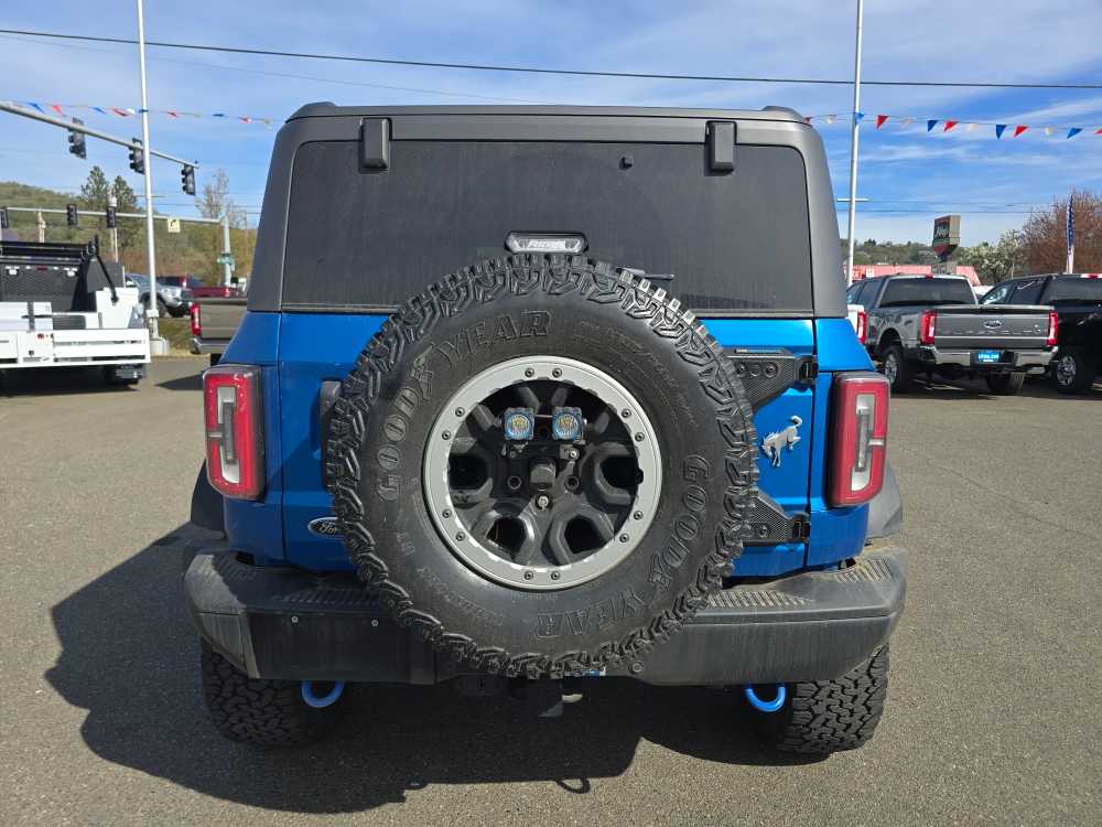 Thumbnail: 2023 Ford Bronco - 3