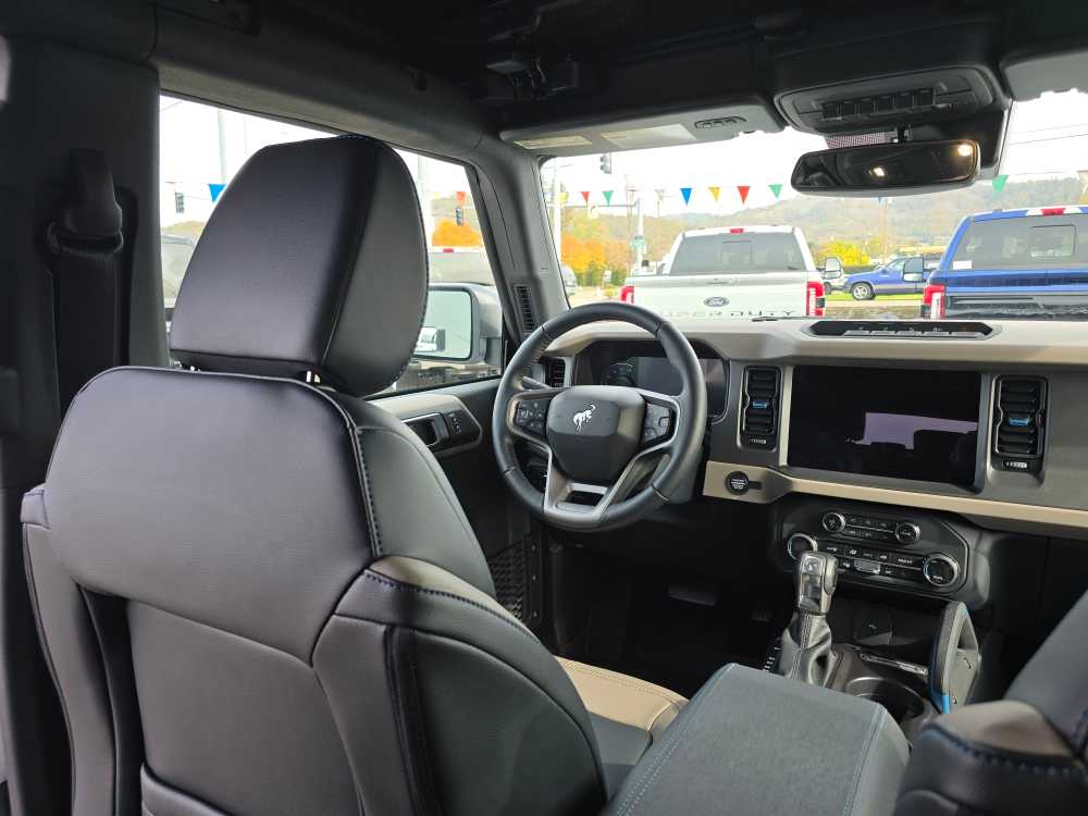 Thumbnail: 2024 Ford Bronco - 10