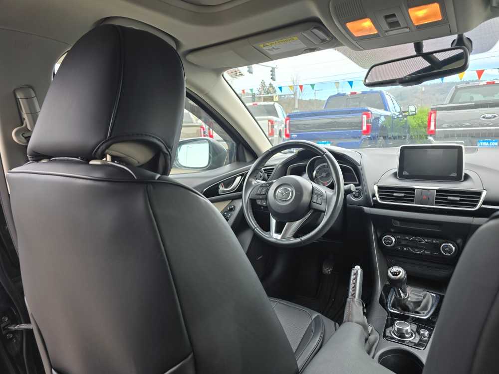 Thumbnail: 2016 Mazda Mazda3 - 11