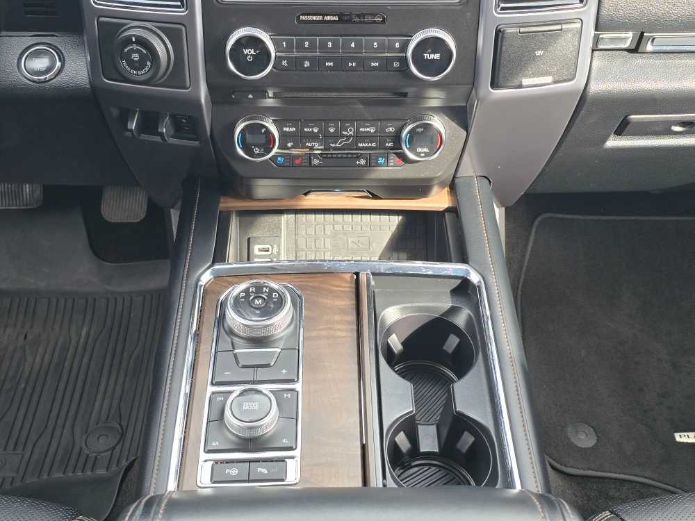 Thumbnail: 2018 Ford Expedition - 13