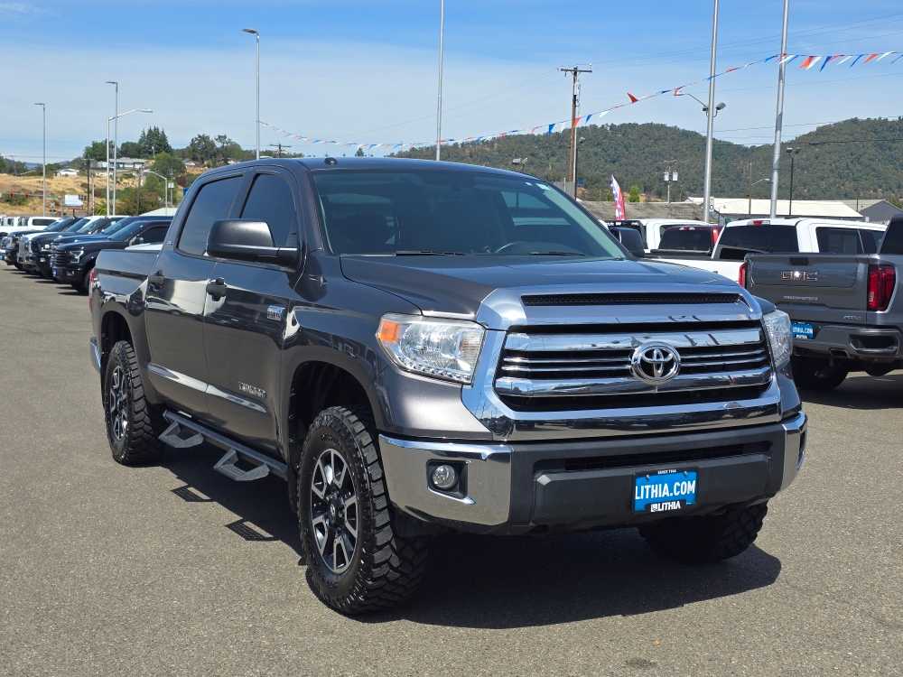 Thumbnail: 2017 Toyota Tundra - 7