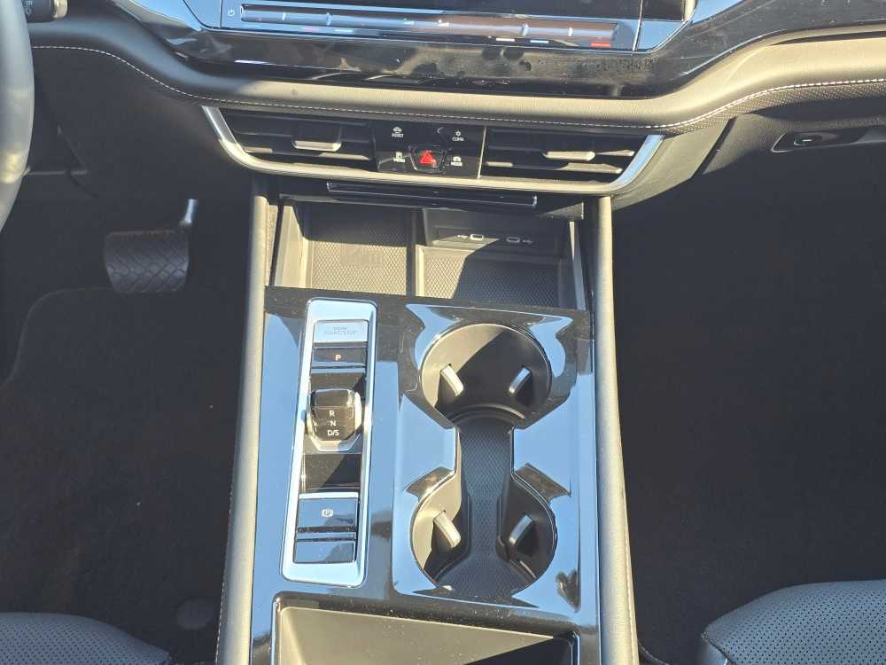 Thumbnail: 2024 Volkswagen Atlas - 13