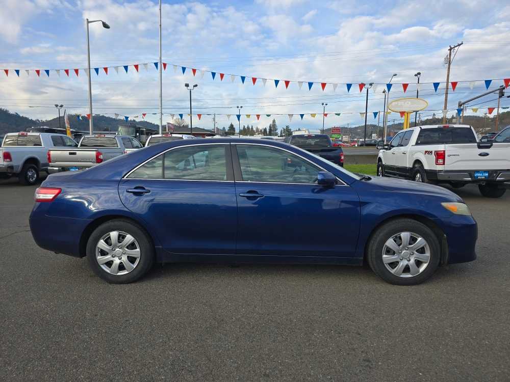 Thumbnail: 2010 Toyota Camry - 6