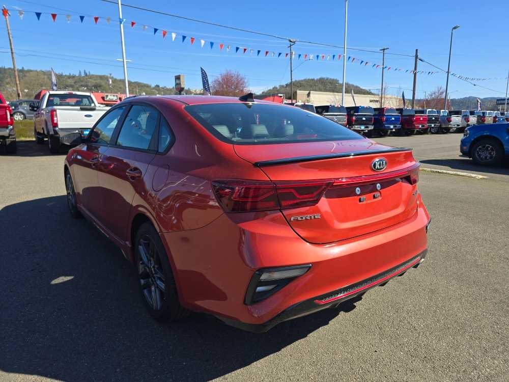 Thumbnail: 2021 Kia Forte - 2