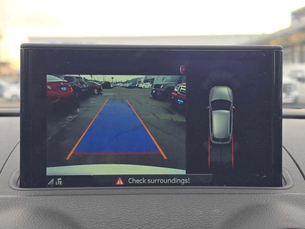 Thumbnail: 2017 Audi A3 e-tron - 19