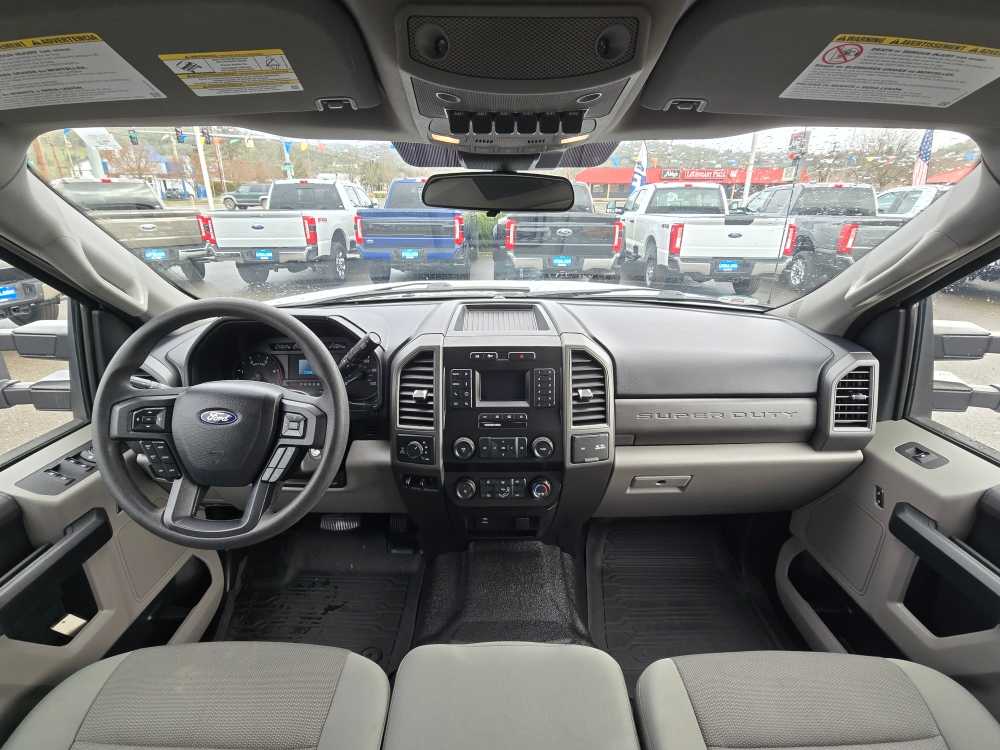 Thumbnail: 2020 Ford F-350 - 16