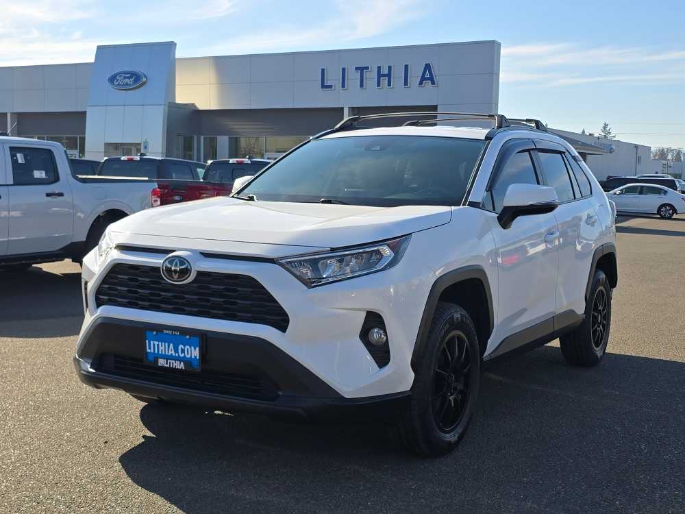 Thumbnail: 2021 Toyota RAV4 - 1